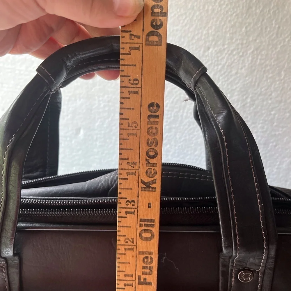Kenneth Cole Reaction black genuine leather business/laptop bag